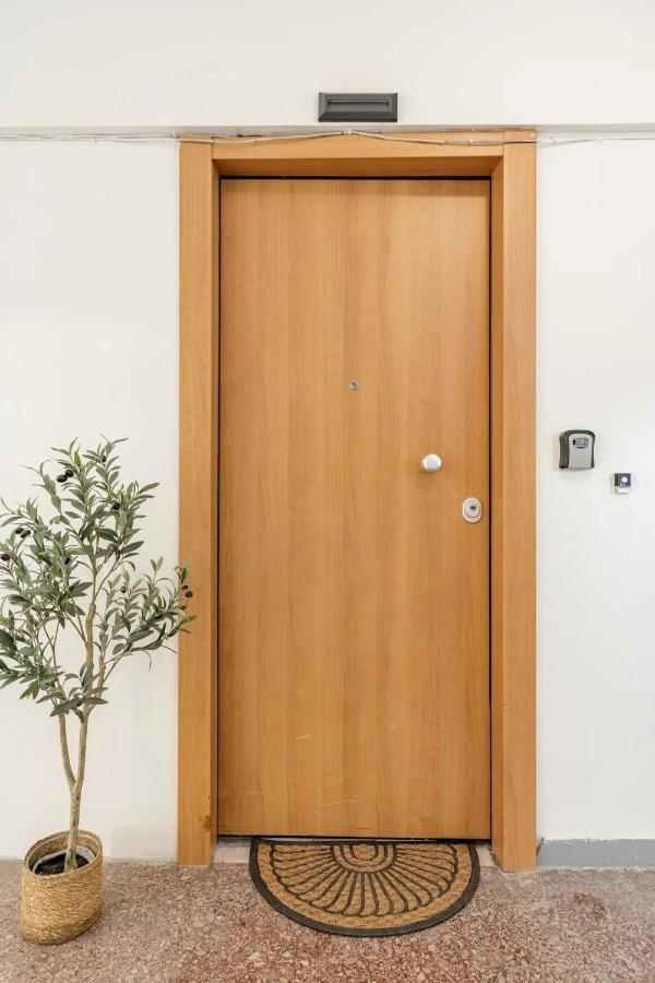 Felicity Loft In Thessaloniki _ Accessible & Comfortable Eksteriør bilde